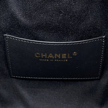 将图像加载到图库查看器中,CHANEL CHANEL25 ChainShoulder Bag BlackAS5293 Caviar Leather