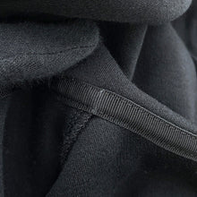 Load image into Gallery viewer, LOUIS VUITTON Double-faced Travel Hoodie Size XL Black1A7XEQ Cotton82% Nylon18%