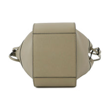 将图像加载到图库查看器中,LOEWE hammock GreigeA538V07X15 Leather Size Mini