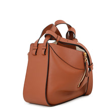 将图像加载到图库查看器中,LOEWE hammock RustyA53835X18 Calf Leather Size Small