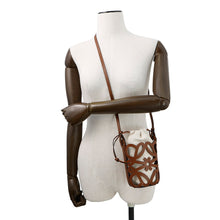 将图像加载到图库查看器中,LOEWE Anagram cut-out pocket BrownC922Y62X07 Calf Leather