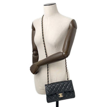 将图像加载到图库查看器中,CHANEL Mini Matelasse ChainShoulder Bag BlackA69900 Lambskin Size 20
