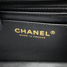将图像加载到图库查看器中,CHANEL Mini Matelasse ChainShoulder Bag BlackA69900 Lambskin Size 20