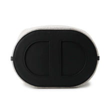 Load image into Gallery viewer, HERMES In the loop Ecru/Black Toile H Swift Leather Size 23