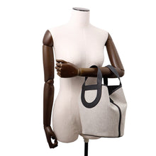 Load image into Gallery viewer, HERMES In the loop Ecru/Black Toile H Swift Leather Size 23