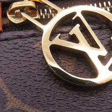 将图像加载到图库查看器中,LOUIS VUITTON loop BeigeM81098 Monogram