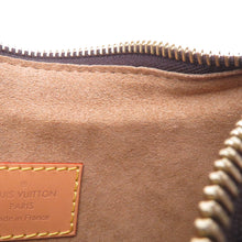 将图像加载到图库查看器中,LOUIS VUITTON loop BeigeM81098 Monogram