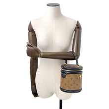 将图像加载到图库查看器中,LOUIS VUITTON Cannes NoirM43986 Monogram Monogram Reverse Canvas