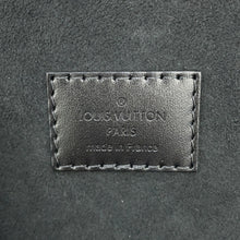 将图像加载到图库查看器中,LOUIS VUITTON Cannes NoirM43986 Monogram Monogram Reverse Canvas