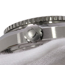 将图像加载到图库查看器中,OMEGA Seamaster Planet Ocean 600M W43.5mm Stainless Steel Black Dial232.30.44.22.01.002