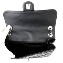 Load image into Gallery viewer, CHANEL Matelasse ChainShoulder Bag Black Patent Leather Leather Size 25