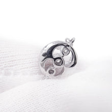 Load image into Gallery viewer, MONNICKENDAM Monnickendam 7 Motif Diamond Station Necklace 18K White Gold