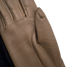 Load image into Gallery viewer, HERMES Lucky Bag Charm Glove Size 7 Etoupe Lambskin