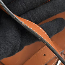 将图像加载到图库查看器中,LOEWE Goya Anagram Backpack Blue/White/Brown335.72.S53 Canvas Leather