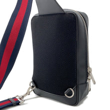 将图像加载到图库查看器中,GUCCI GG Supreme sling bag Black478325 GG Supreme
