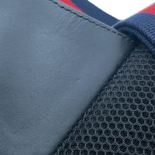 将图像加载到图库查看器中,GUCCI GG Supreme sling bag Black478325 GG Supreme