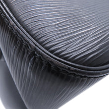 Load image into Gallery viewer, LOUIS VUITTON Speedy NoirM59032 Epi Leather Size 25