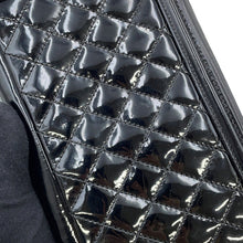 将图像加载到图库查看器中,CHANEL Lego Boy ChainShoulder Black Patent Leather Rhinestone Plastic