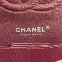 Load image into Gallery viewer, CHANEL Matelasse W Flap ChainShoulder Bag BlackA01112 Caviar Leather Size 25