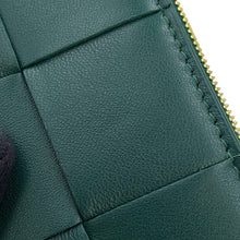 将图像加载到图库查看器中,Bottega Veneta Maxi INTRECCIATO Cassette Bifold Wallet Emerald Green706010 Calf Leather