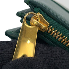 将图像加载到图库查看器中,Bottega Veneta Maxi INTRECCIATO Cassette Bifold Wallet Emerald Green706010 Calf Leather