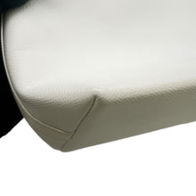 Load image into Gallery viewer, HERMES Berlango White Epsom Size PM