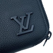 将图像加载到图库查看器中,LOUIS VUITTON Alpha Wearable Wallet NoirM59161 Grained Calf Leather LV Aerogram