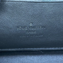 将图像加载到图库查看器中,LOUIS VUITTON Alpha Wearable Wallet NoirM59161 Grained Calf Leather LV Aerogram