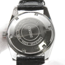 将图像加载到图库查看器中,SEIKO Matic P Day-Date W36.4mm Stainless Steel Leather Silver Dial5106-8010