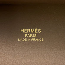 Load image into Gallery viewer, HERMES Jypsiere Etoupe Evercolor Size Mini