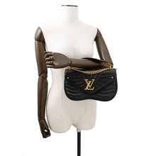 将图像加载到图库查看器中,LOUIS VUITTON New Wave Chain Bag NoirM51498 Calf Leather Size MM