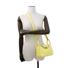 将图像加载到图库查看器中,HERMES Lindy Limoncello Taurillon Clemence Size Mini