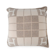 Load image into Gallery viewer, HERMES Avalon 3 Cushion Coco - Camomile Wool 90% Cashmere10% Size PM