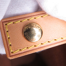 将图像加载到图库查看器中,LOUIS VUITTON Vavin BrownM51170 Monogram Size GM