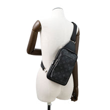 将图像加载到图库查看器中,LOUIS VUITTON Avenue Sling Bag NoirM47137 Monogram Eclipse Size PM