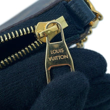 Load image into Gallery viewer, LOUIS VUITTON Pallas Clutch NoirM41639 Monogram