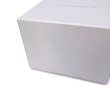 将图像加载到图库查看器中,Van Cleef & Arpels Alhambra Small Model Watch W26mm x H26mm K18YG Satin Mother of Pearl DialVCARD22000