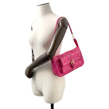 将图像加载到图库查看器中,LOUIS VUITTON Maxi Pochette Accessoires FuchsiaM46161 Monogram