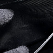 将图像加载到图库查看器中,SAINT LAURENT PARIS Niki Shoulder Bag Black776611 Leather Size Small