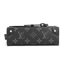 将图像加载到图库查看器中,LOUIS VUITTON Steamer Wearable Wallet BlackM81783 Monogram Eclipse