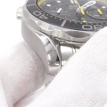 将图像加载到图库查看器中,OMEGA Seamaster Diver 300m Co-Axial Chronograph W44mm Stainless Steel Black Dial212.30.44.50.01.002
