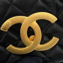 Load image into Gallery viewer, CHANEL CC Logo Matelasse Messenger Bag BlackAS4609 Lambskin Size Small