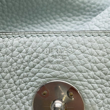 将图像加载到图库查看器中,HERMES Lindy Blue Pale Taurillon Clemence Size 26