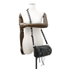 将图像加载到图库查看器中,BALENCIAGA Le Cagoule Cylinder Shoulder Bag Black771716 Leather