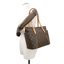 Load image into Gallery viewer, LOUIS VUITTON Totally BrownM56688 Monogram Size PM