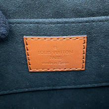 Load image into Gallery viewer, LOUIS VUITTON Dauphine NoirBlancM55073 Taurillon Leather Size MINI