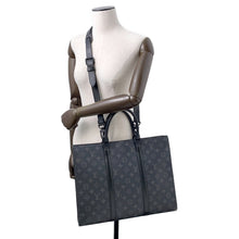 Load image into Gallery viewer, LOUIS VUITTON Sac Plat / Horizontal Zip NoirM45265 Monogram Eclipse