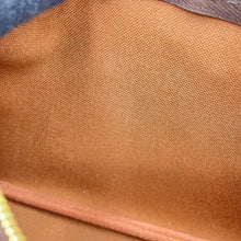 将图像加载到图库查看器中,LOUIS VUITTON Multi Pochette Accessoires Khaki/BrownM44813 Monogram