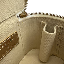 将图像加载到图库查看器中,CHANEL Small vanity WhiteAP1447 Lambskin
