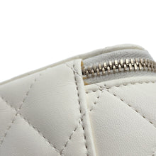 将图像加载到图库查看器中,CHANEL Small vanity WhiteAP1447 Lambskin